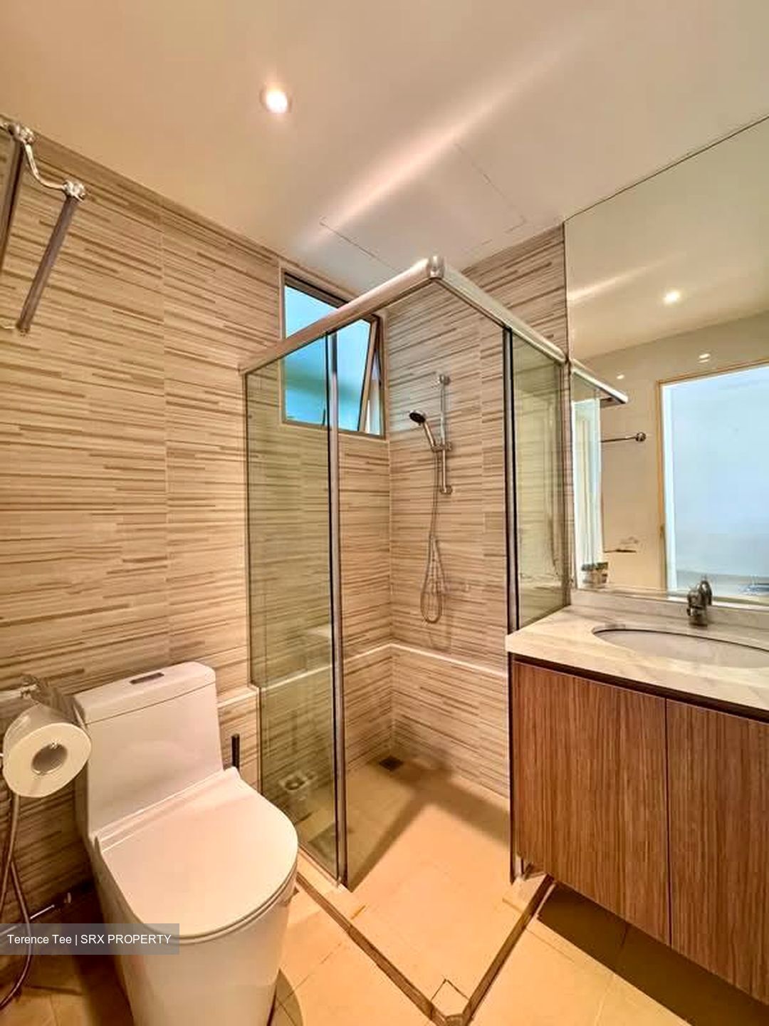 Astoria Park (D14), Condominium #592609511